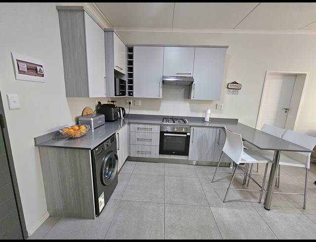 2 BEDROOM APARTMENT FOR SALE IN HALFWAY GARDENS
